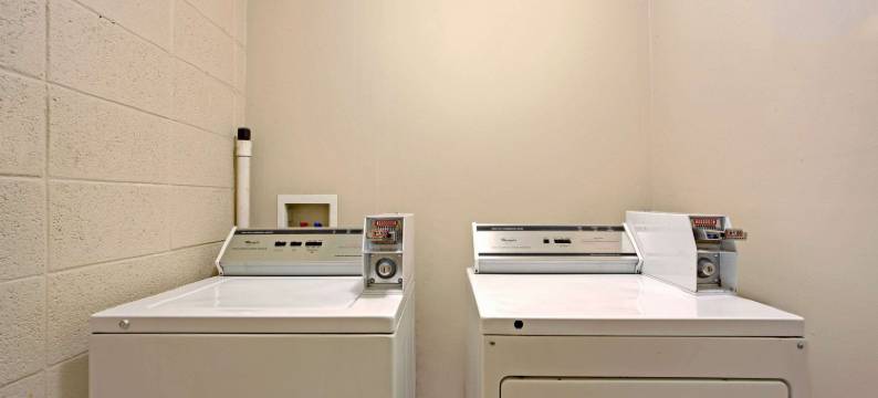 俄克拉何马城-速8酒店(Super 8 by Wyndham Oklahoma/Frontier City)图片