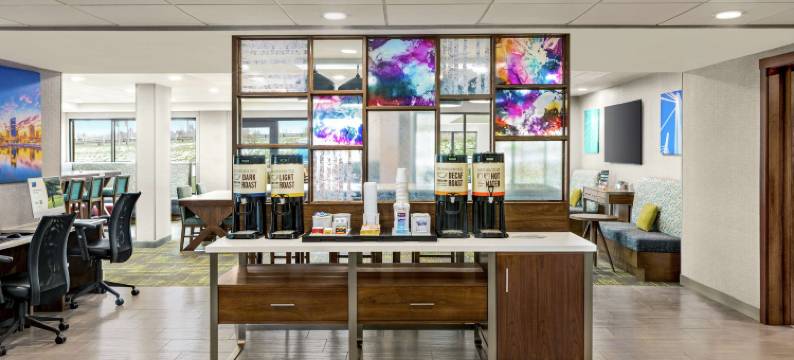 密尔沃基-布鲁克菲尔德欢朋酒店(Hampton Inn Milwaukee/Brookfield)图片