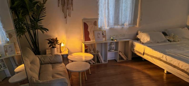 花草时光精品西湖祝屋巷美食街民宿(下角东路分店)图片