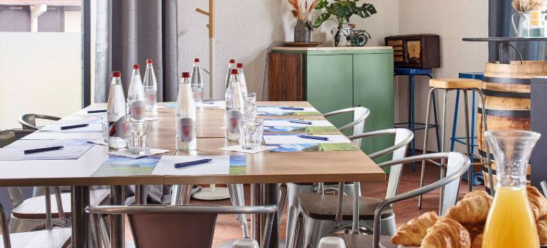 勒布尔热戈内斯基里亚德直达酒店(Kyriad Direct le Bourget - Gonesse)图片