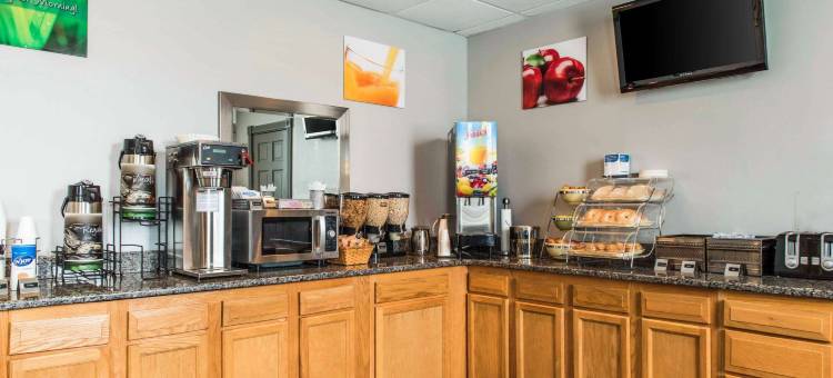 品质酒店-奥斯汀镇-扬斯敦西部(Quality Inn Austintown-Youngstown West)图片