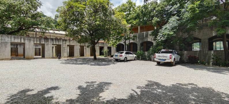 以弗酒店(新寨咖啡庄园店大坝段分店)图片