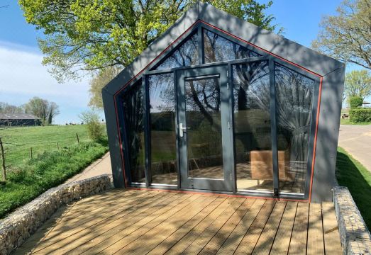 Solo Retreat 4 Hotel Overview