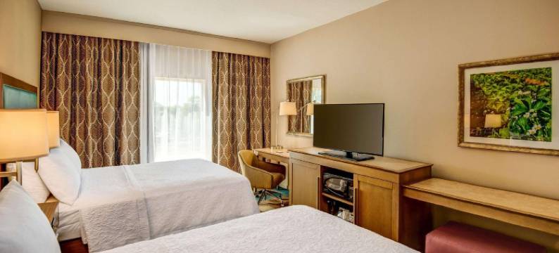 希尔顿欢朋酒店-普兰特城(Hampton Inn Plant City)图片