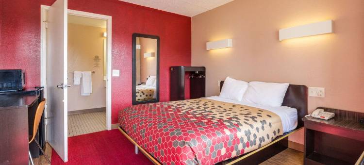 伊克诺套房酒店(Econo Lodge Inn & Suites)图片