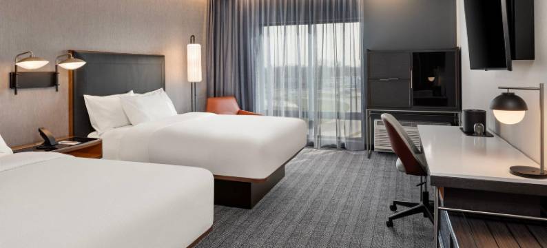 贝滕多夫万怡酒店(Courtyard Bettendorf)图片