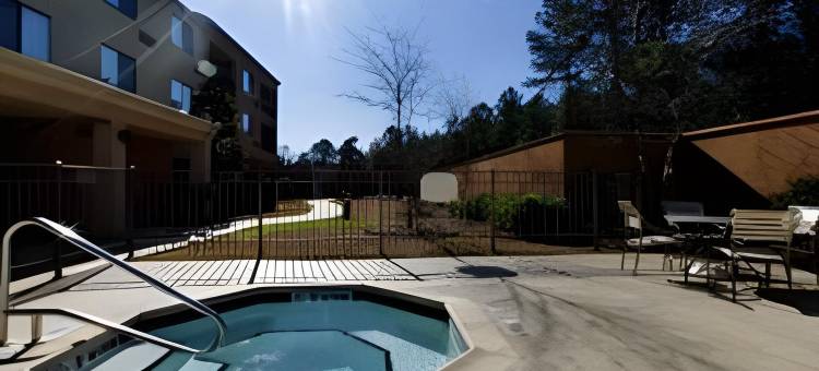 亚特兰大机场北部万豪万枫酒店(Fairfield Inn & Suites Atlanta Airport North)图片