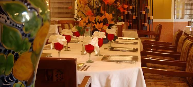 乔卢拉考古别墅酒店(Villas Arqueologicas Cholula)图片