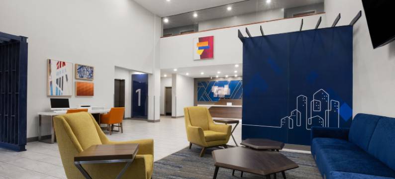 洲际酒店集团智选假日酒店及套房锡布灵(Holiday Inn Express & Suites SEBRING by IHG)图片