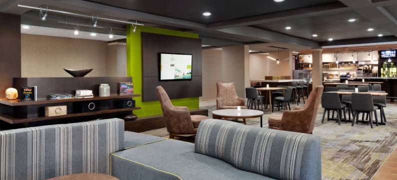 塔尔萨中央万豪万怡酒店(Courtyard Tulsa Central)图片