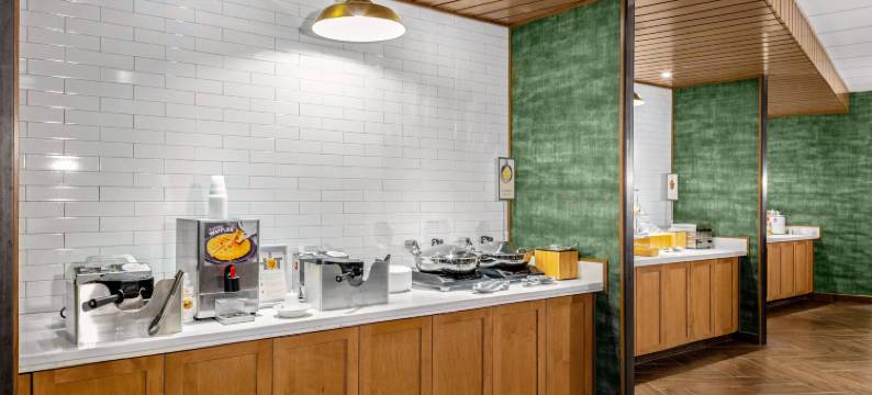 昆斯伯里-格伦斯福尔斯/乔治湖地区万枫酒店及套房(Fairfield Inn & Suites Queensbury Glens Falls/Lake George Area)图片