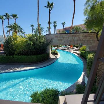 Amazing! Strip View-Balcony Signature MGM 1Bdrm 2Bath Free Valet! No Resort Fees