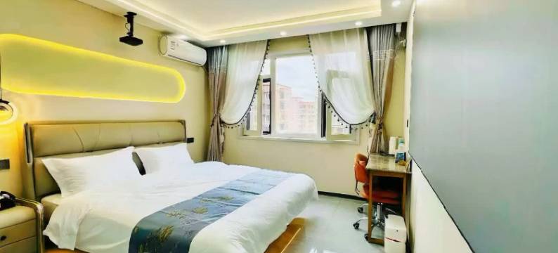 丽枫民宿(江北大学城地铁站店)图片