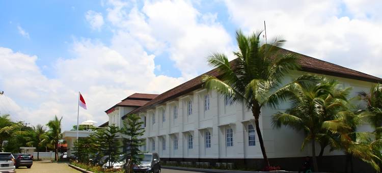 勒塞玛尔酒店-瑟朗(Le Semar Hotel Serang)图片