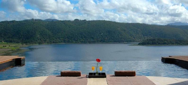 湖畔小屋(Lodge on Lake)图片
