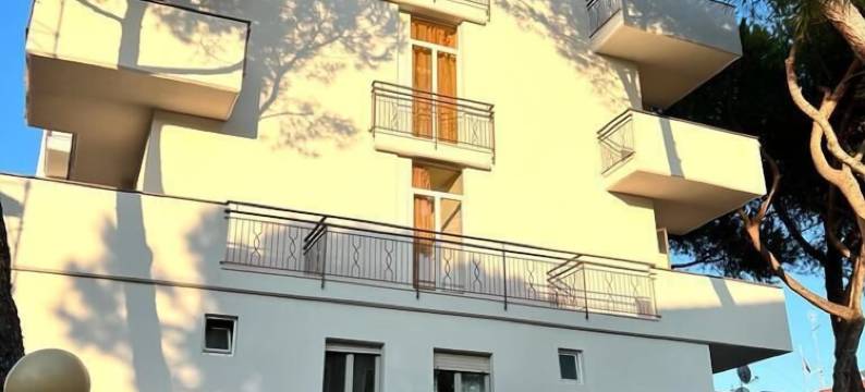 布朗酒店(Aura Living Hotel)图片