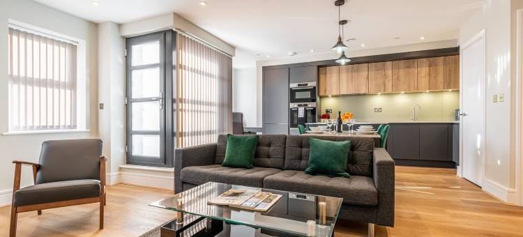 塞拉多公寓 - 保证房(Bond House by Celador Apartments)图片