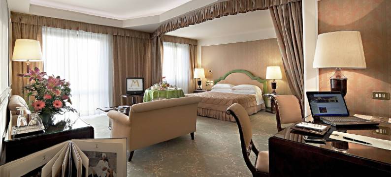 怡东大酒店(Grand Hotel Excelsior)图片