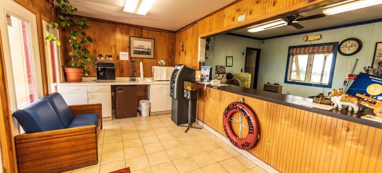 萨默斯湾码头罗德威汽车旅馆(Rodeway Inn at Somers Cove Marina)图片