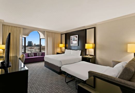 The Royal Sonesta Harbor Court BaltimoreHotel Overview