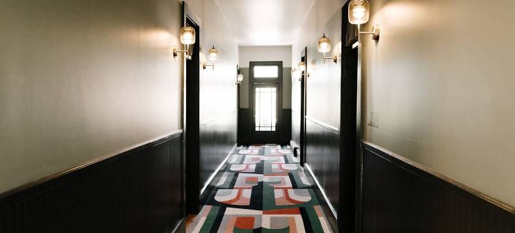 罗彻斯特酒店(The Rochester Hotel)图片