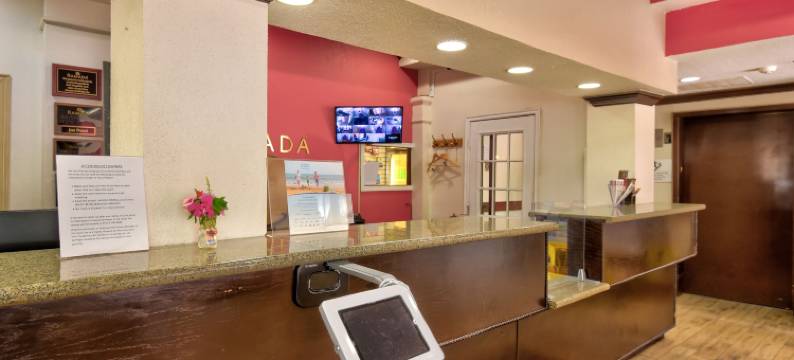 俄克拉何马城机场北温德姆华美达酒店(Ramada by Wyndham Oklahoma City Airport North)图片