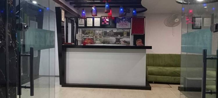 绿洲棕榈Rubystone异域(Green Palms Rubystone Exotic)图片