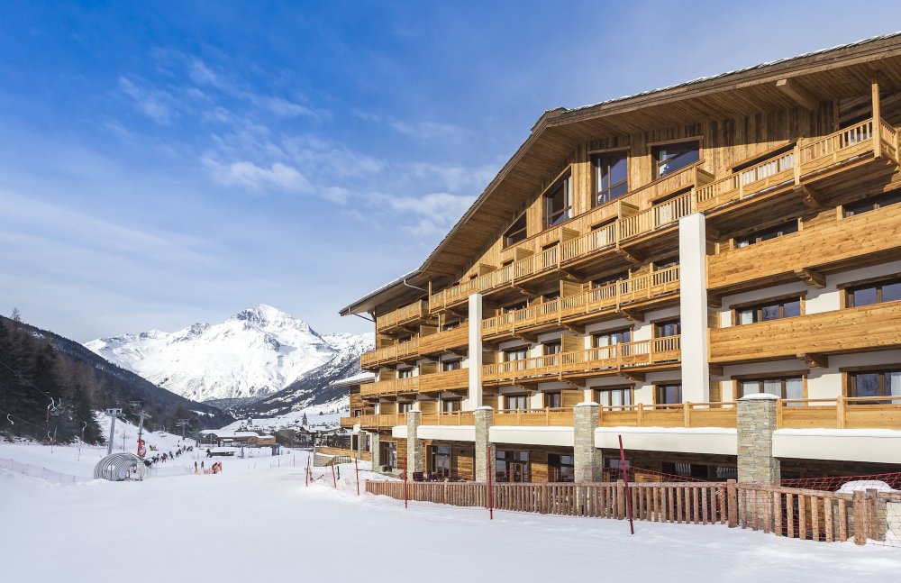 Hôtel Saint Charles Val Cenis Over view