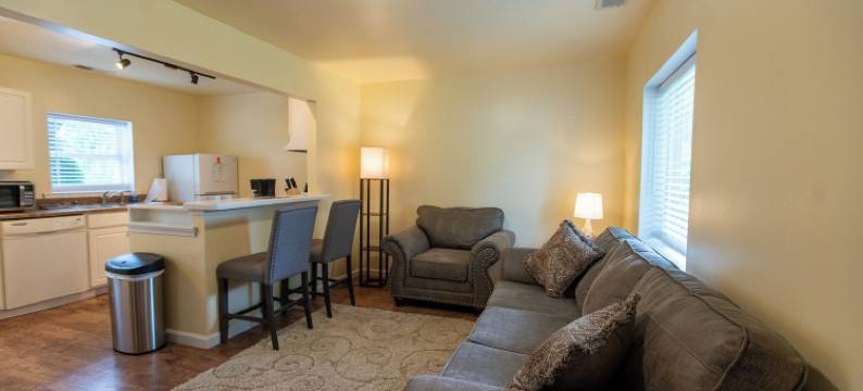 霍华溪旅馆(Howard's Creek Inn)图片