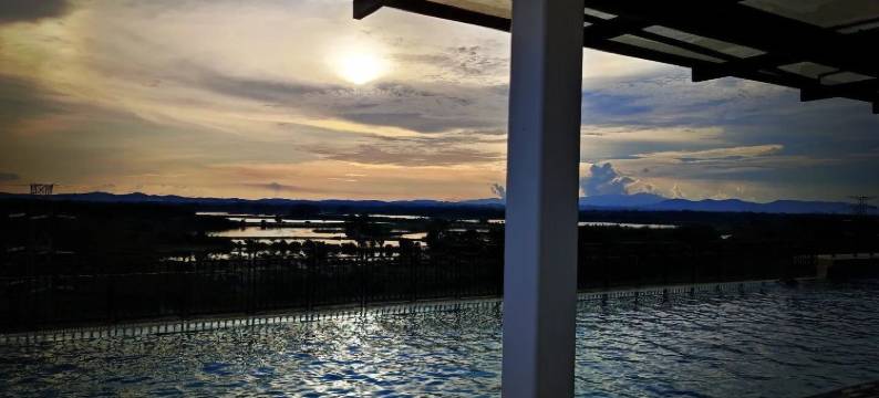 甘榜香榭丽舍四人民宿(Kampar Champs Elysees 4Pax Homestay)图片