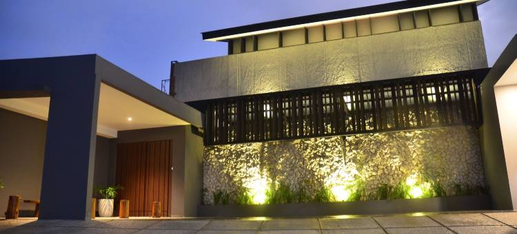 格林希尔山城景8卧别墅带恒温泳池(Green Hill Mountain City View Villa 8 Bedrooms with a Private Heated Swimming Pool and a Movie Room)图片