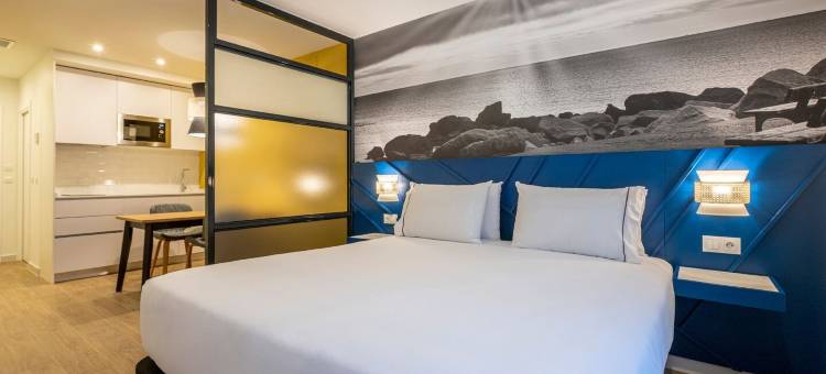 爱尔切门户的双人自行车(Tandem Portal de Elche)图片