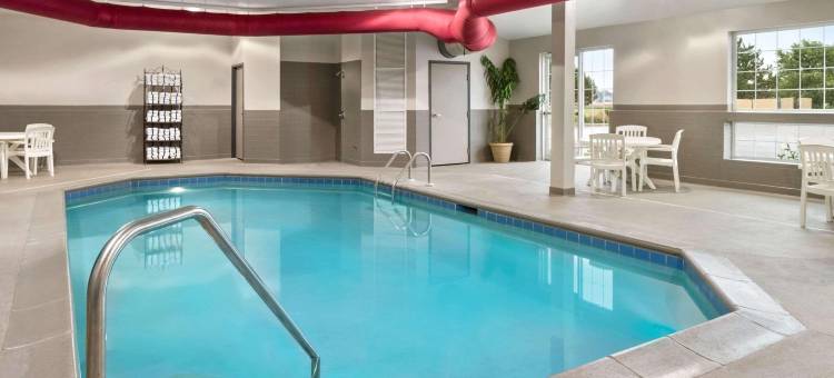 曼特罗丽怡酒店(Country Inn & Suites by Radisson, Manteno, IL)图片