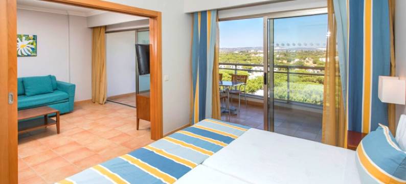 阿尔托山丘阿尔法加(Alfagar Alto da Colina)图片