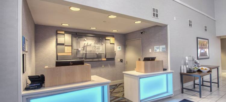 智选假日套房酒店奥什科什- SR 41(Holiday Inn Express & Suites Oshkosh-SR 41)图片