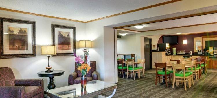 史密斯堡I-540品质酒店(Quality Inn Fort Smith I-540)图片