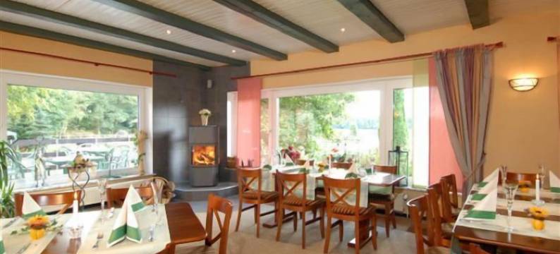 休恢酒店与阿米乡村庄园餐馆(Hotel Zur Erholung & Restaurant Amme's Landhaus)图片