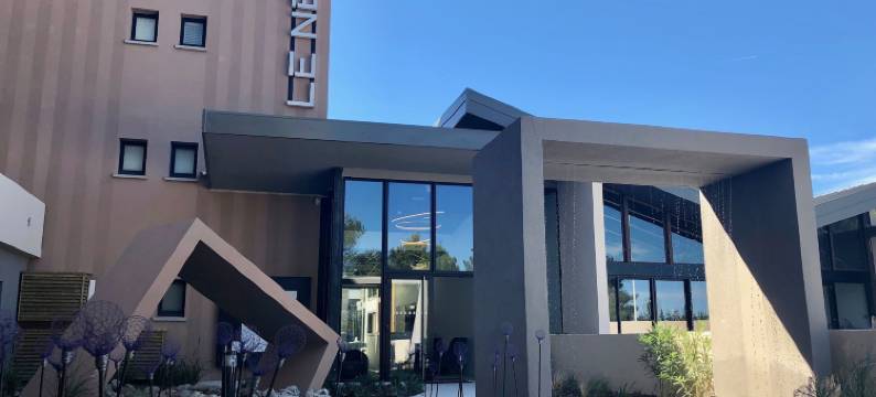 纳利奥酒店餐厅(Le Néliö)图片