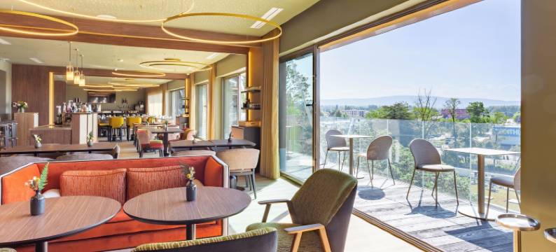 HOTEL PANORAMA 360 布雷斯堡(PANORAMA 360 Bourg en Bresse)图片