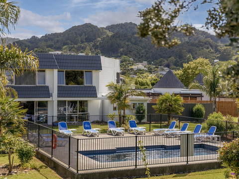 阿瓦隆莫特尔泰晤士-温泽尔莫特尔斯