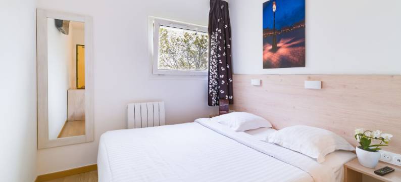 南锡塞里斯酒店(Hotel Cerise Nancy)图片