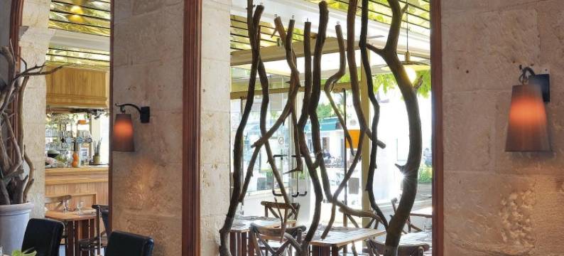 莱斯格利西斯酒店(Logis Hotels les Glycines)图片