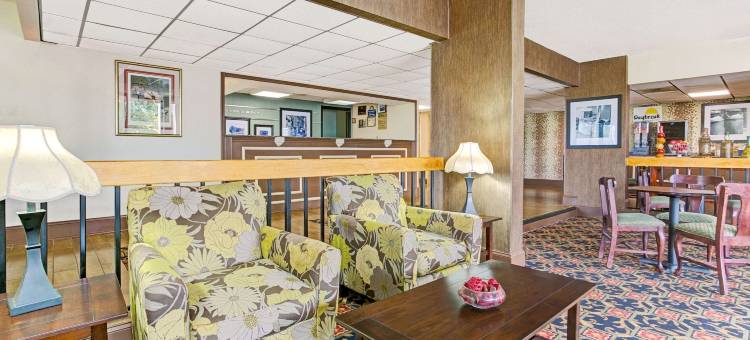 威尔逊戴斯酒店(Days Inn by Wyndham Wilson)图片