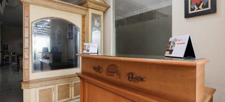 RedDoorz at Jatiwaringin Near Exit Toll Pondok Gede图片