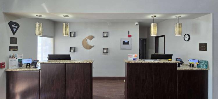 特雷霍特大学区舒适套房酒店(Comfort Suites Terre Haute University Area)图片