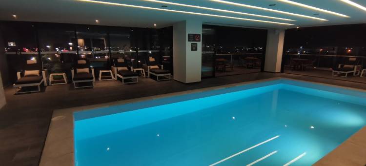 蒙特雷阿波达卡机场区温德姆华美达安可酒店(Ramada Encore by Wyndham Monterrey Apodaca Zona Aeropuerto)图片