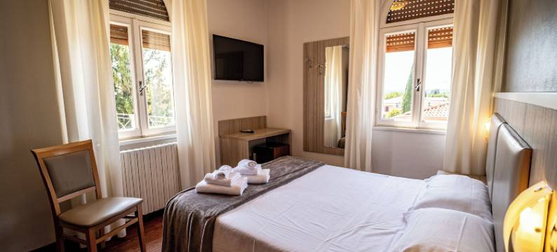 加尔德尼亚酒店(Hotel Gardenia Sirmione)图片