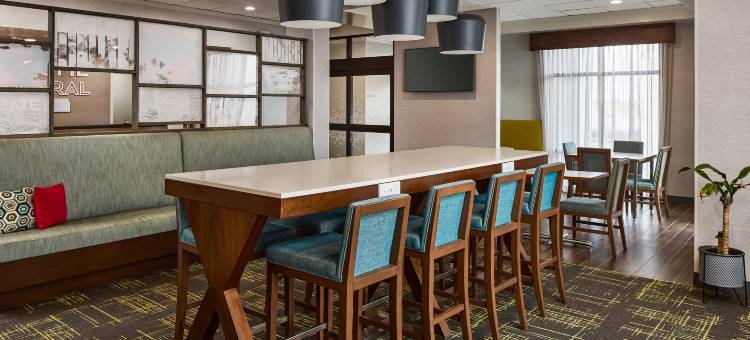 希尔顿欢朋酒店-科尔比(Hampton Inn Colby)图片