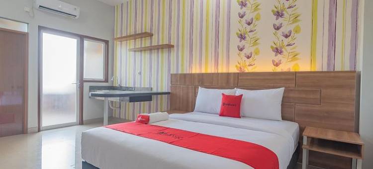 红多兹Plus酒店-近三马林达文化公园(RedDoorz Plus Near Taman Budaya Samarinda)图片