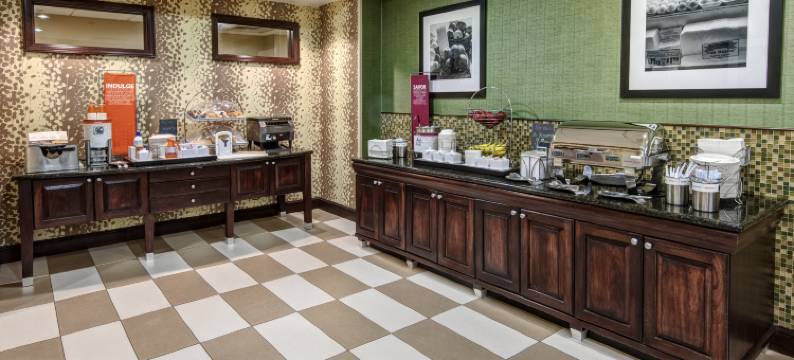 剑桥欢朋酒店(Hampton Inn Cambridge)图片